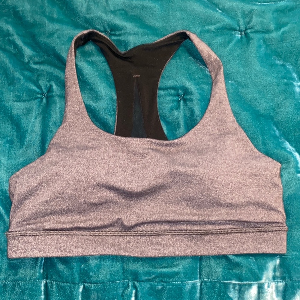 Lululemon sports bra (8)